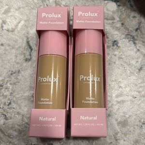 Prolux matte foundation